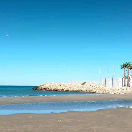 Oltre Confine Fronte Mare Villa Marina Di Montenero Exterior foto