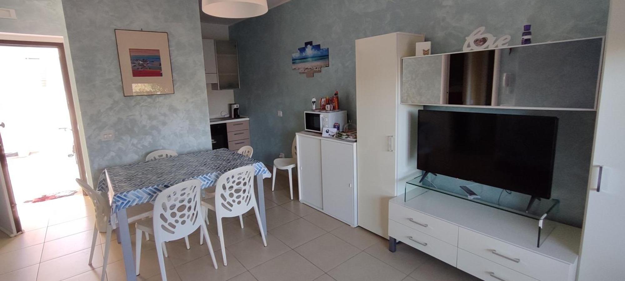 Oltre Confine Fronte Mare Villa Marina Di Montenero Exterior foto