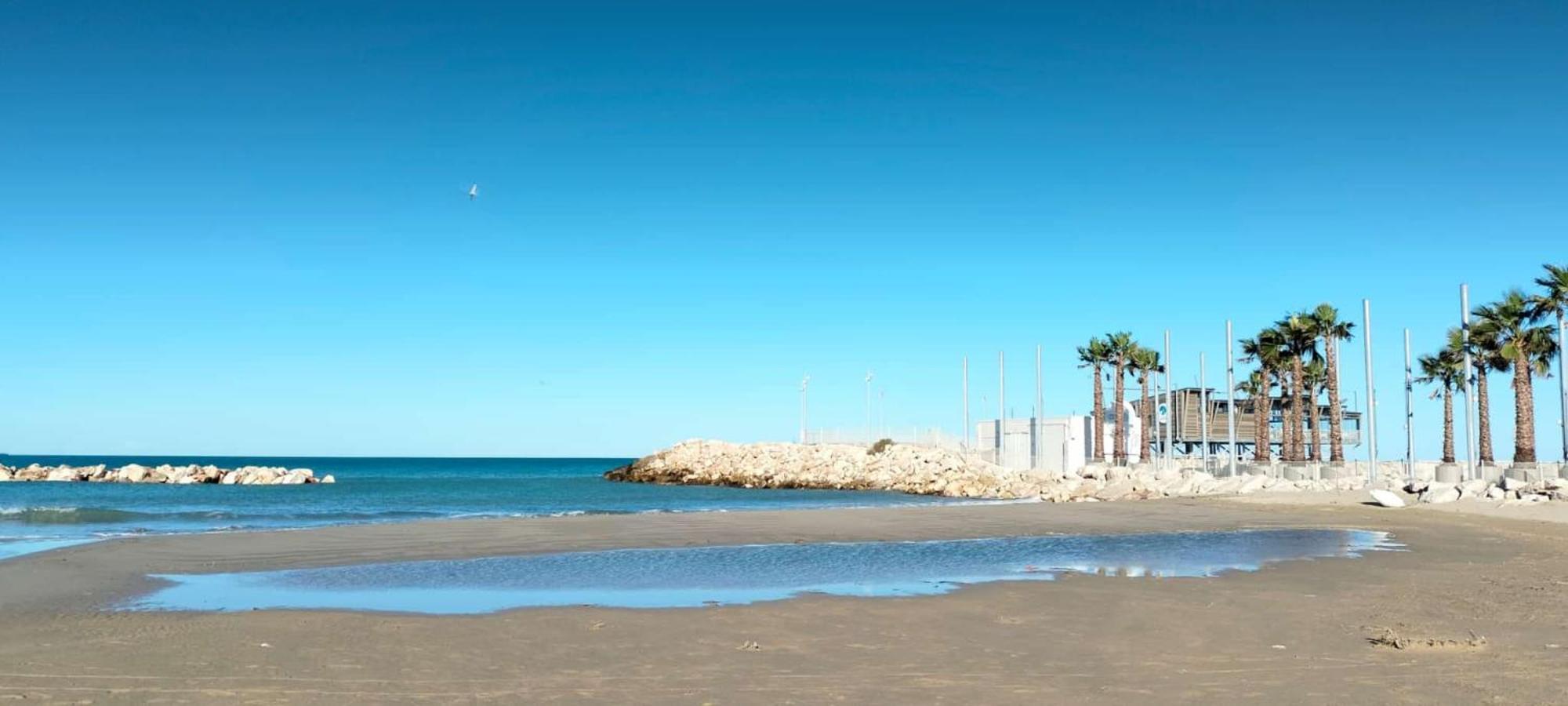 Oltre Confine Fronte Mare Villa Marina Di Montenero Exterior foto
